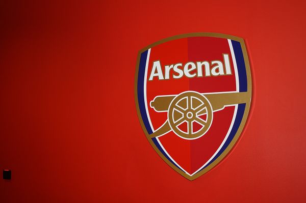 阿森纳主场豪横唯惧凯恩，拜仁客场21场不败历史占优（阿森纳主场强势仅惧凯恩，拜仁客场21场不败优势明显）