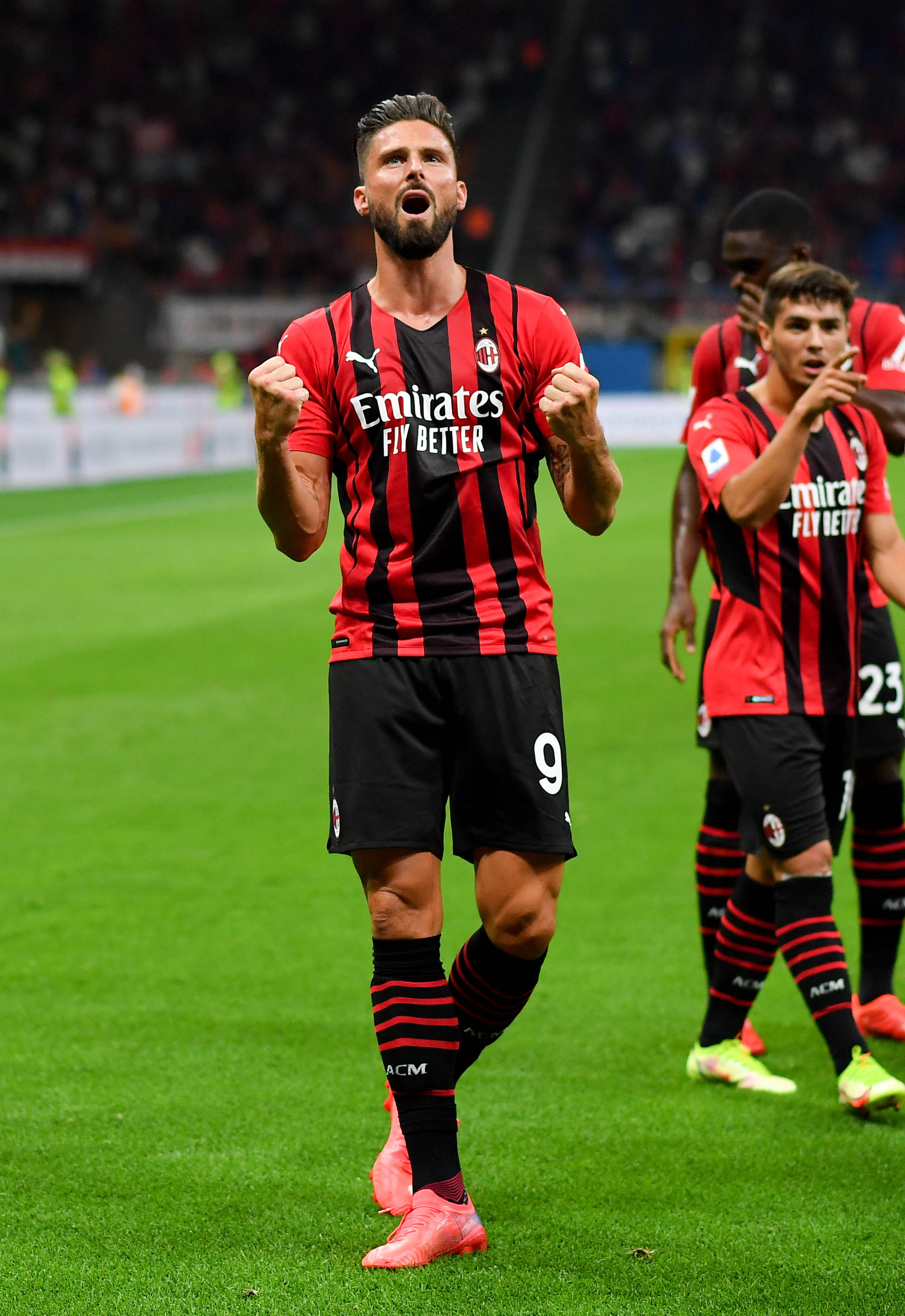 曼纳：冬窗是一个机会，中场是我们的引援关注重点（曼纳：冬窗良机将至，中场是引援首要目标）