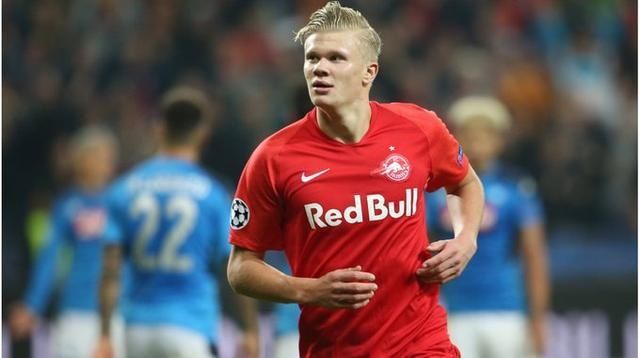 众名宿挺梅努：自家天才不受待见，要在别队曼联又会天价求购（多位名宿力挺梅努：曼联自家天才遭冷落，若在他队红魔必砸天价求购）