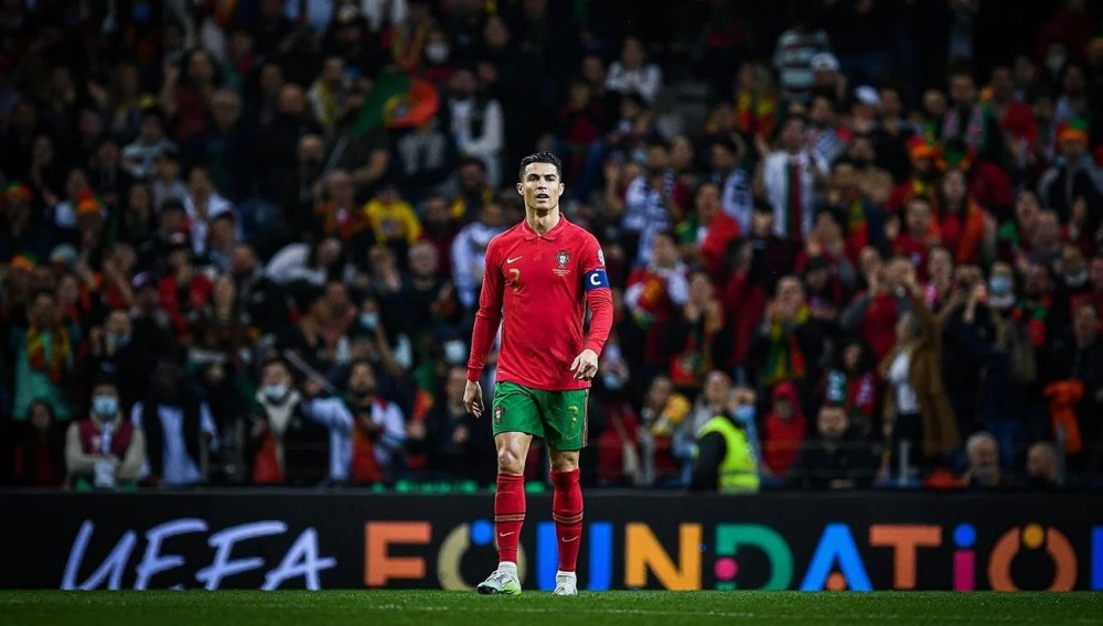 2025中超最佳门将候选：王大雷、颜骏凌无缘，李昊、赵博在列（2025中超最佳门将候选名单：李昊、赵博入围，王大雷、颜骏凌落选）