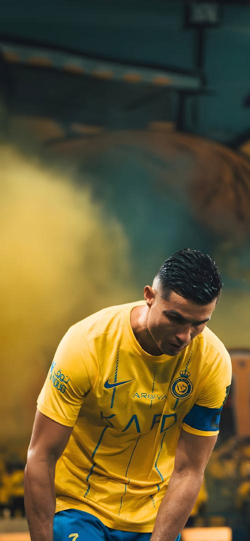 马特乌斯：我和马拉多纳就像梅西和C罗，但我们场外相处更多